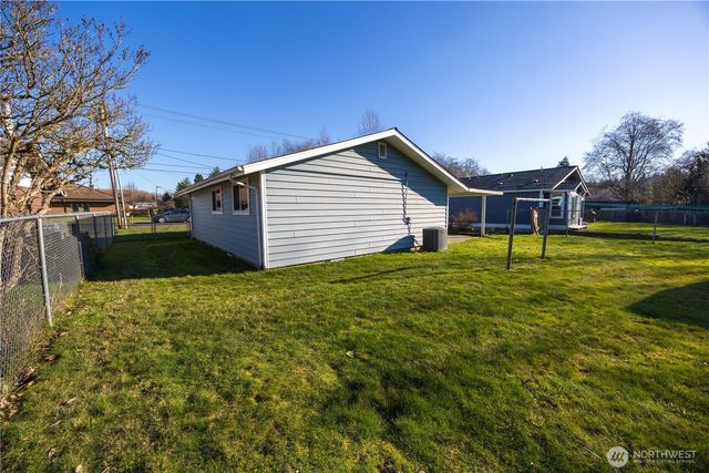 1018 13th Street SW, Puyallup, WA 98371