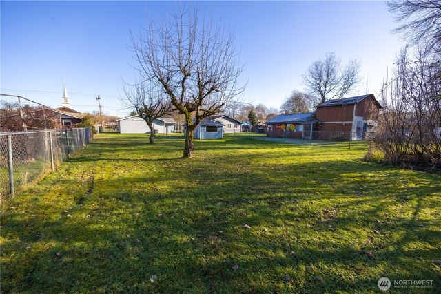 1018 13th Street SW, Puyallup, WA 98371