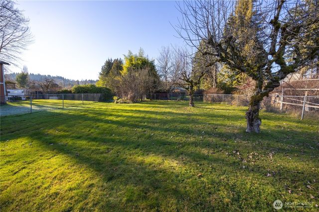 1018 13th Street SW, Puyallup, WA 98371