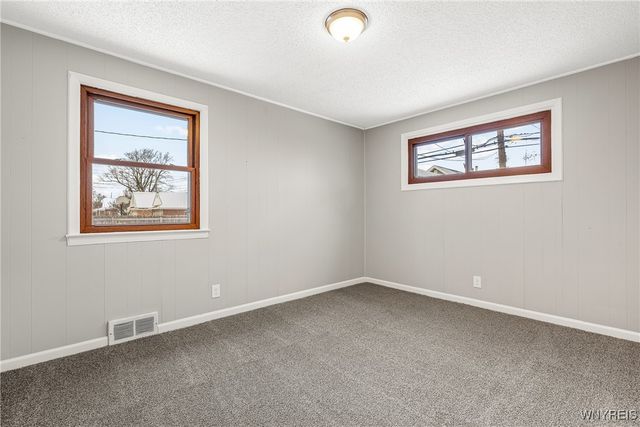 100 Palm Street, Lackawanna, NY 14218