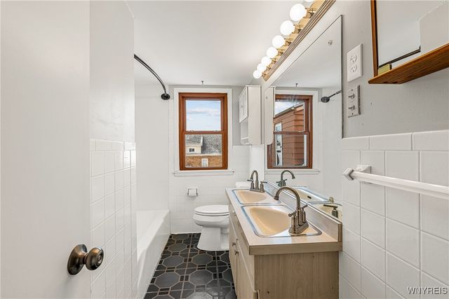 100 Palm Street, Lackawanna, NY 14218