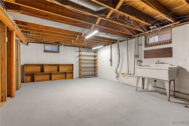 100 Palm Street, Lackawanna, NY 14218