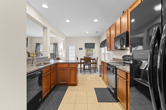 318 Killarney Trail, Moncks Corner, SC 29461