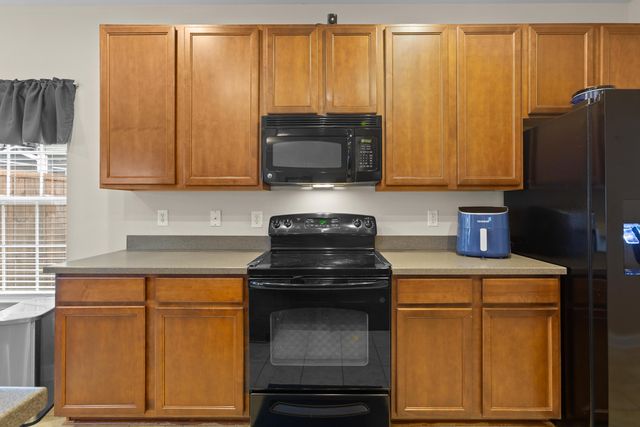 318 Killarney Trail, Moncks Corner, SC 29461