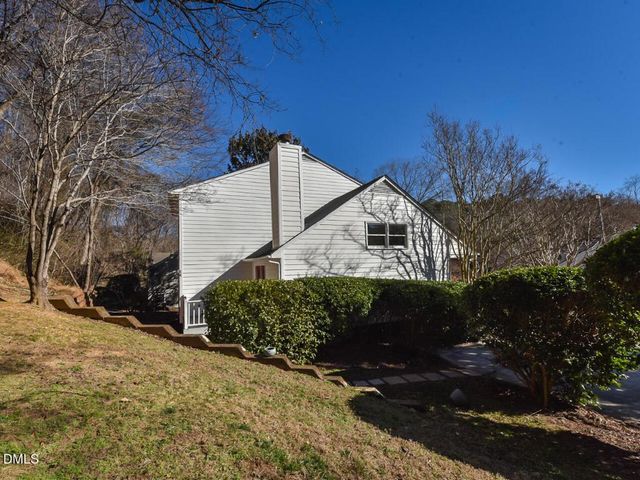 129 Weatherhill Point, Carrboro, NC 27510