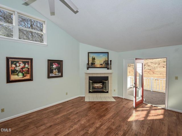 129 Weatherhill Point, Carrboro, NC 27510