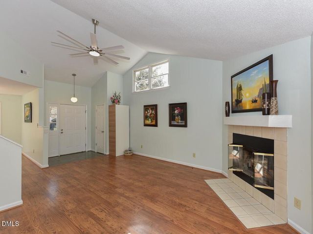 129 Weatherhill Point, Carrboro, NC 27510