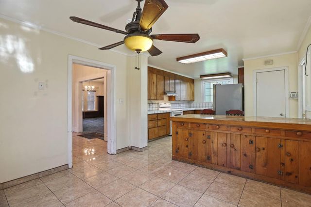 48 W Rose St, Stockton, CA 95202