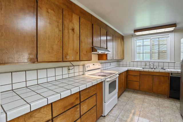 48 W Rose St, Stockton, CA 95202