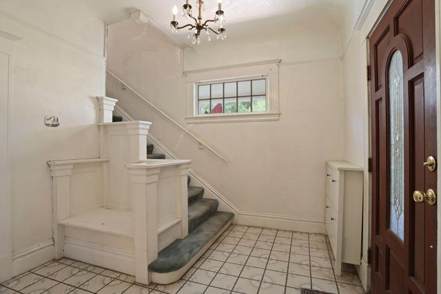 48 W Rose St, Stockton, CA 95202