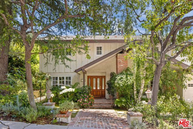 9778 Blantyre Drive, Los Angeles, CA 90210