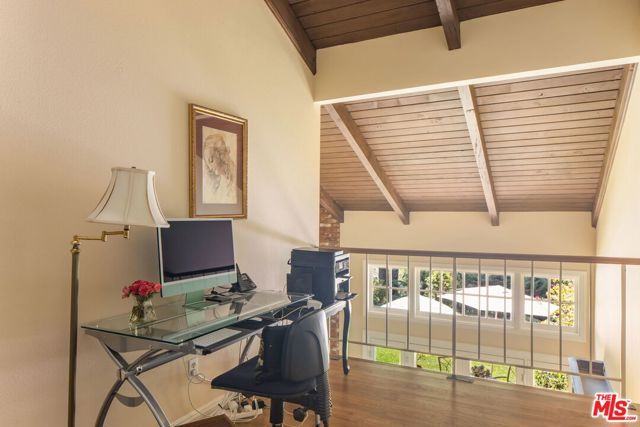 9778 Blantyre Drive, Los Angeles, CA 90210
