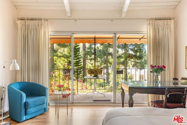 9778 Blantyre Drive, Los Angeles, CA 90210