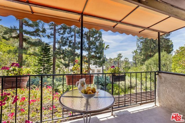 9778 Blantyre Drive, Los Angeles, CA 90210