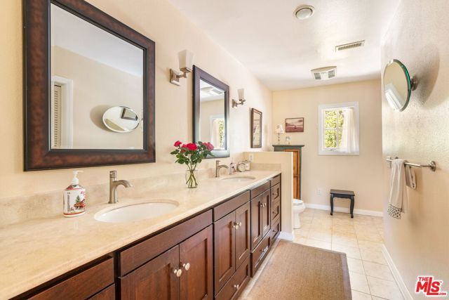 9778 Blantyre Drive, Los Angeles, CA 90210