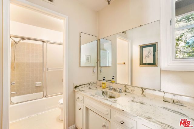 9778 Blantyre Drive, Los Angeles, CA 90210