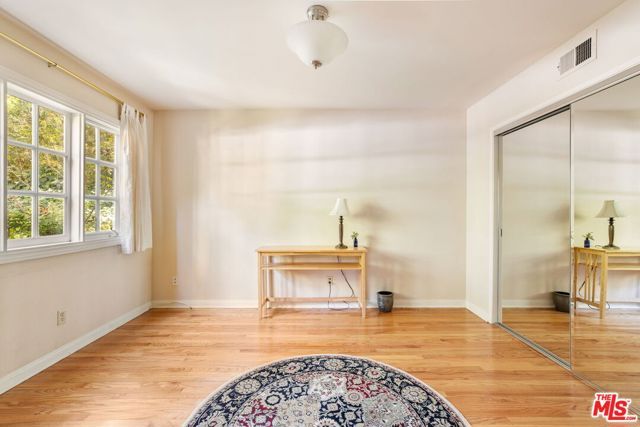 9778 Blantyre Drive, Los Angeles, CA 90210