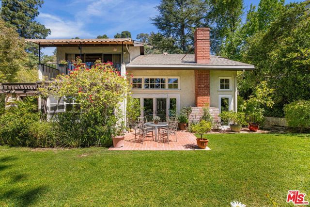 9778 Blantyre Drive, Los Angeles, CA 90210