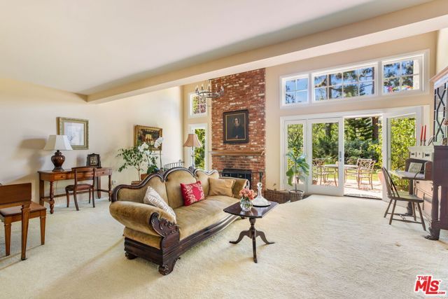 9778 Blantyre Drive, Los Angeles, CA 90210