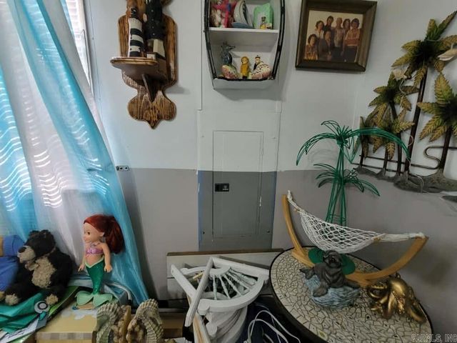 601 W Church St, Plumerville, AR 72127