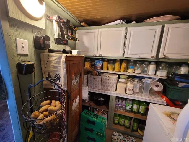 601 W Church St, Plumerville, AR 72127