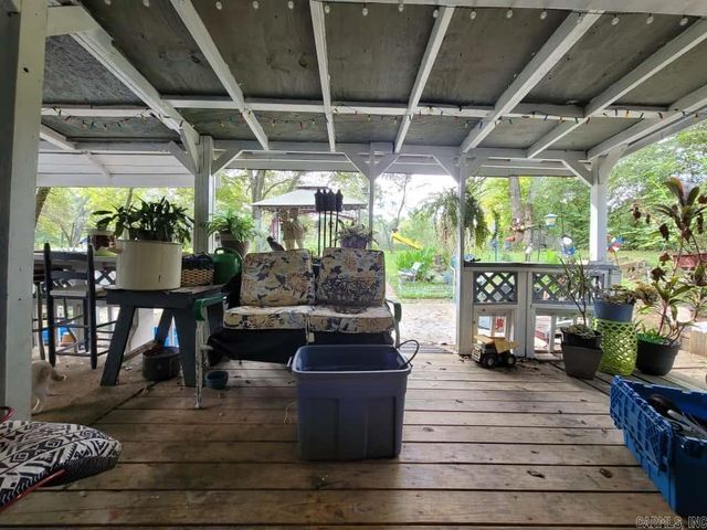 601 W Church St, Plumerville, AR 72127