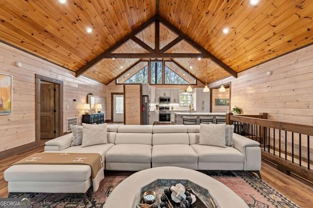 346 Logan Drive, Mineral Bluff, GA 30559