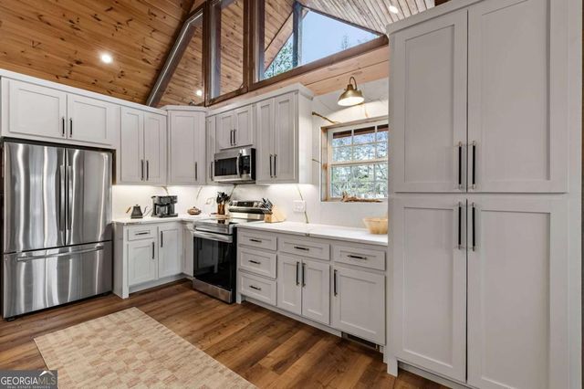 346 Logan Drive, Mineral Bluff, GA 30559