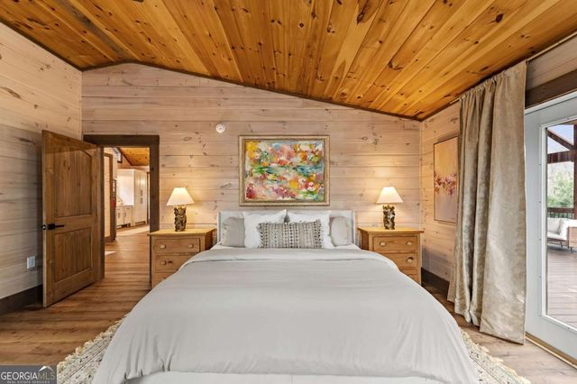 346 Logan Drive, Mineral Bluff, GA 30559