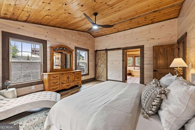 346 Logan Drive, Mineral Bluff, GA 30559