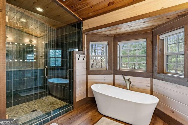 346 Logan Drive, Mineral Bluff, GA 30559