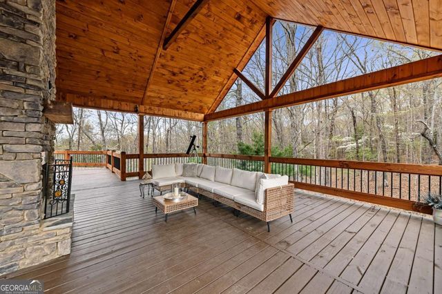 346 Logan Drive, Mineral Bluff, GA 30559