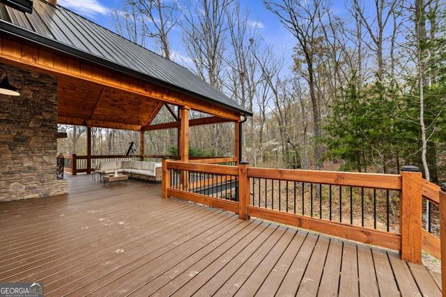 346 Logan Drive, Mineral Bluff, GA 30559