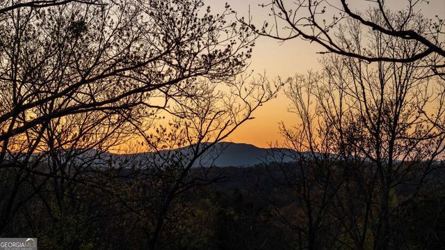 346 Logan Drive, Mineral Bluff, GA 30559