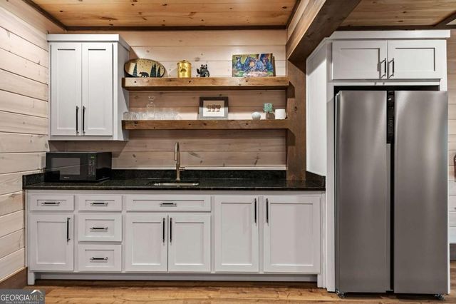 346 Logan Drive, Mineral Bluff, GA 30559