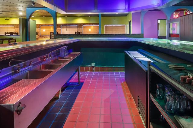 851 S Garfield Avenue, Traverse City, MI 49686