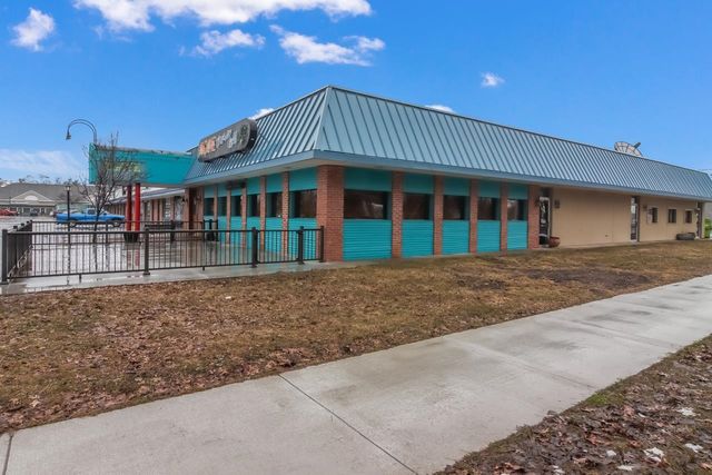 851 S Garfield Avenue, Traverse City, MI 49686