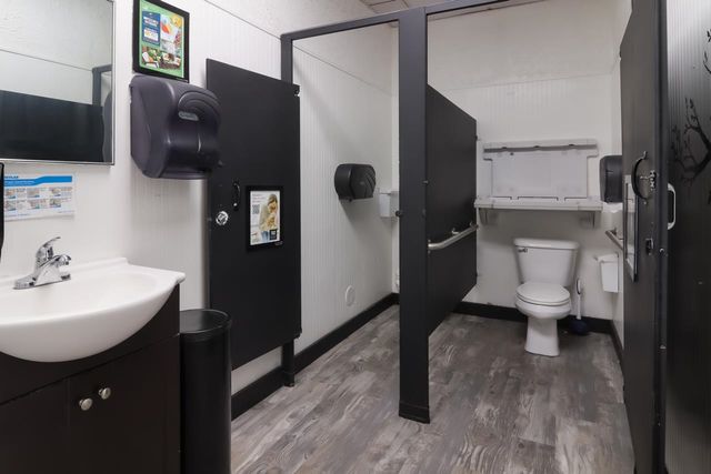 851 S Garfield Avenue, Traverse City, MI 49686