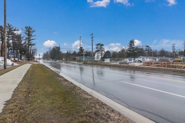 851 S Garfield Avenue, Traverse City, MI 49686