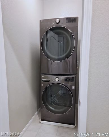 716 North Water Street, Henderson, NV 89015