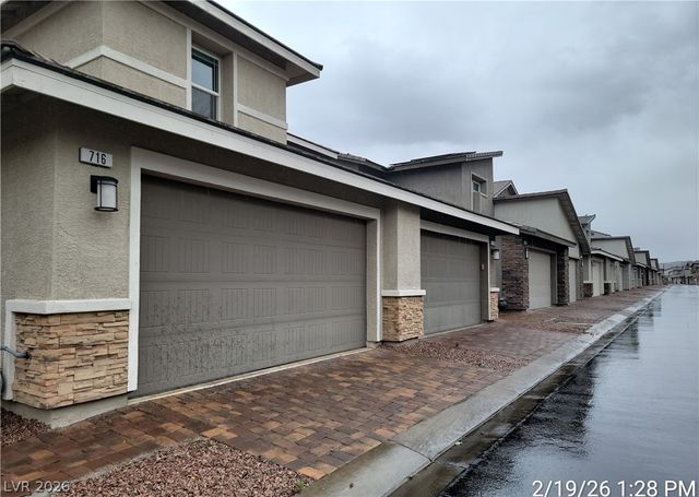 716 North Water Street, Henderson, NV 89015