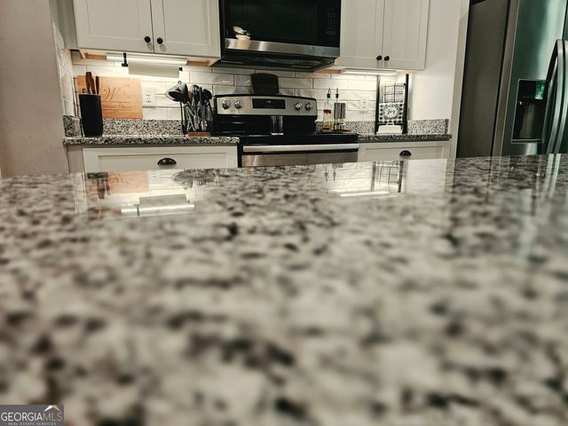 42 J D Walton Road, Newnan, GA 30263