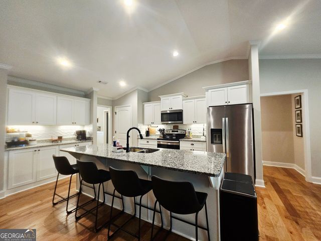 42 J D Walton Road, Newnan, GA 30263