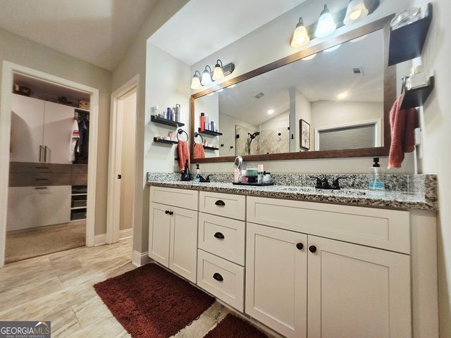 42 J D Walton Road, Newnan, GA 30263