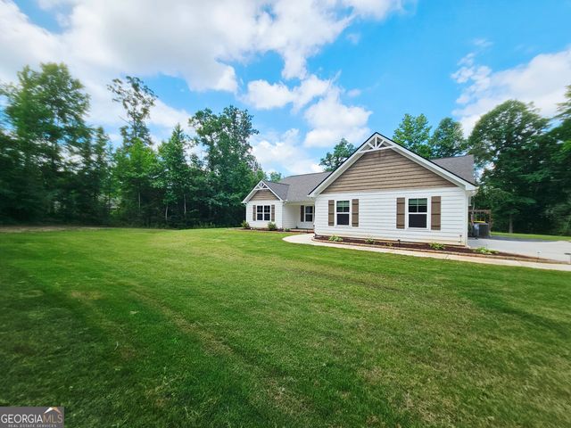 42 J D Walton Road, Newnan, GA 30263