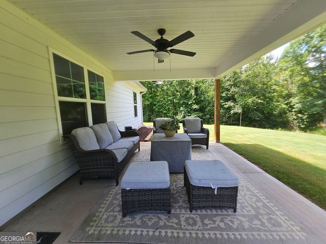 42 J D Walton Road, Newnan, GA 30263