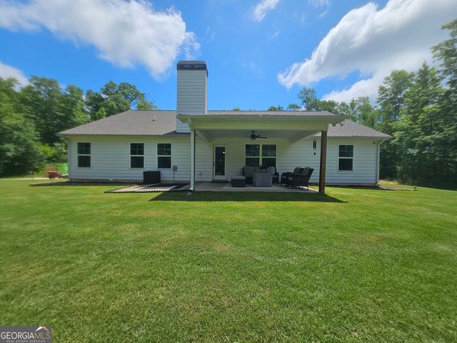 42 J D Walton Road, Newnan, GA 30263
