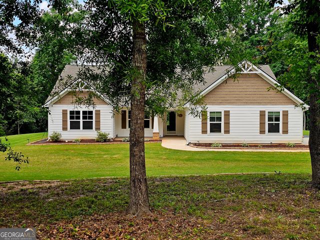 42 J D Walton Road, Newnan, GA 30263