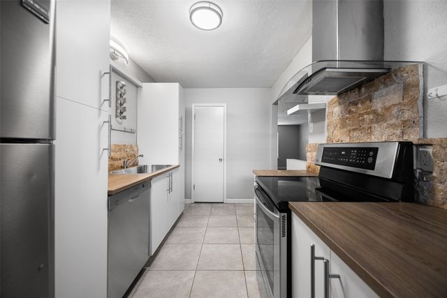 5105 Skillman Street 120, Dallas, TX 75206