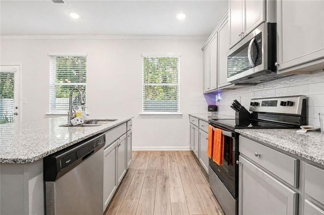 596 River Gardens Drive SE, Atlanta, GA 30354